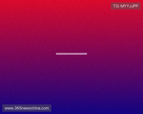 福登与格瓦路等红灯时遭球迷求签名未理会驾车离开引热议